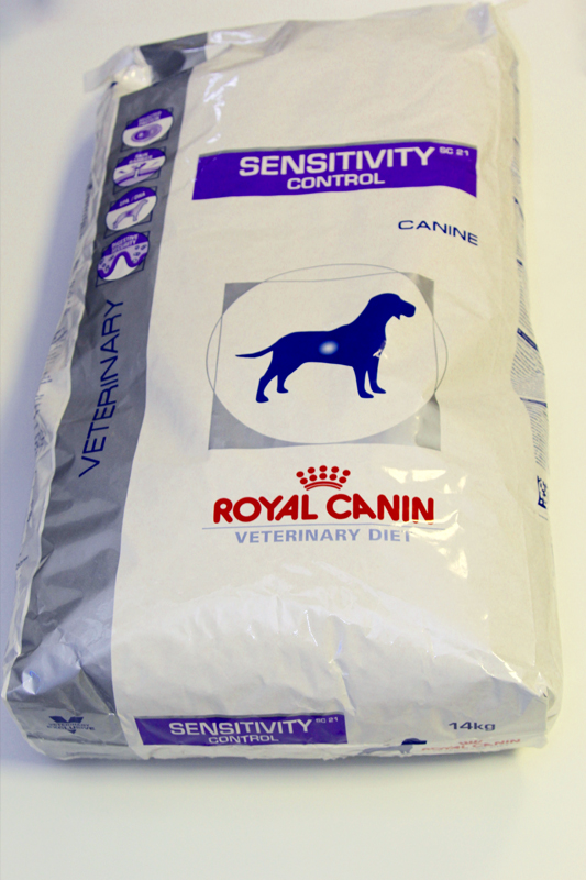 ROYAL CANIN VDIET CANINE SENSITIVITY 14 kg main image
